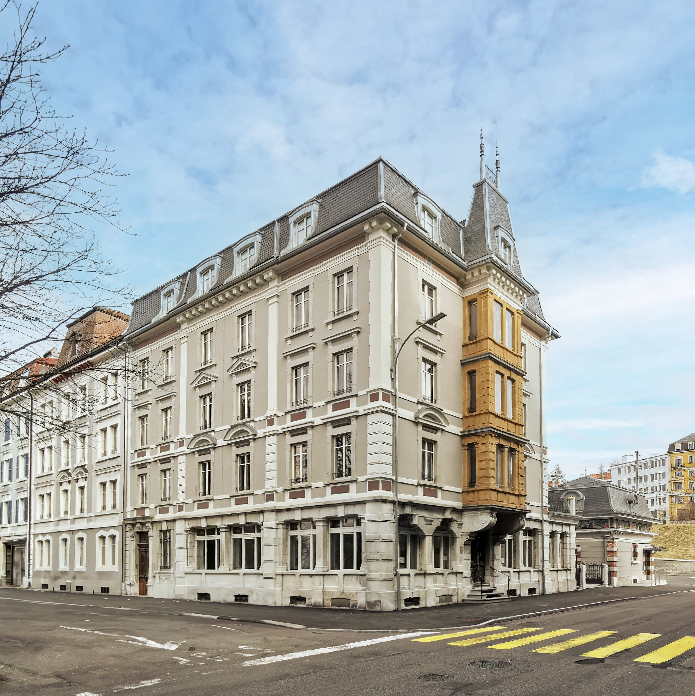 Le siège social de TSM Assurances se trouve à la Chaux-de-Fonds, en Suisse.